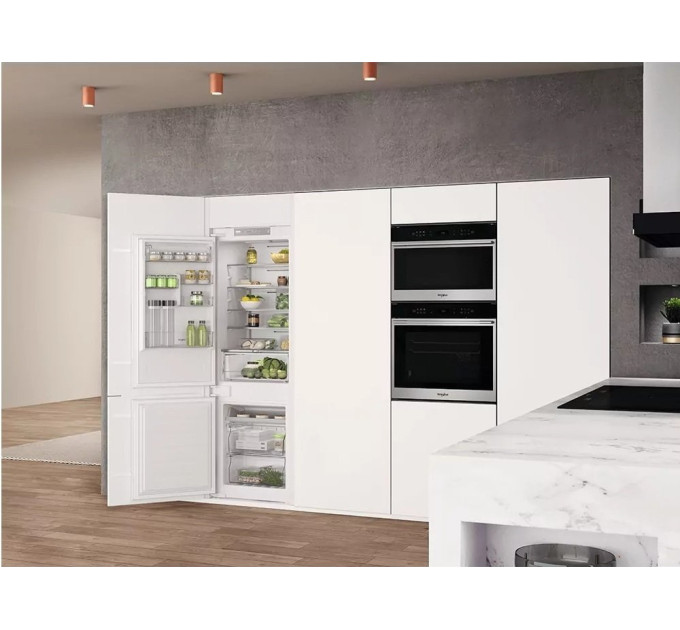 Встраиваемый холодильник Whirlpool WHC18 T311
