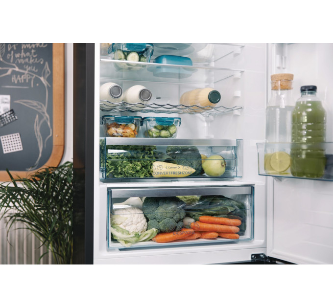 Холодильник Gorenje NRK6202AC4