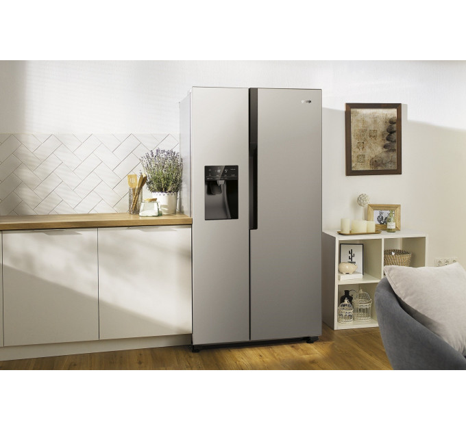 Холодильник Gorenje NRS9FVX