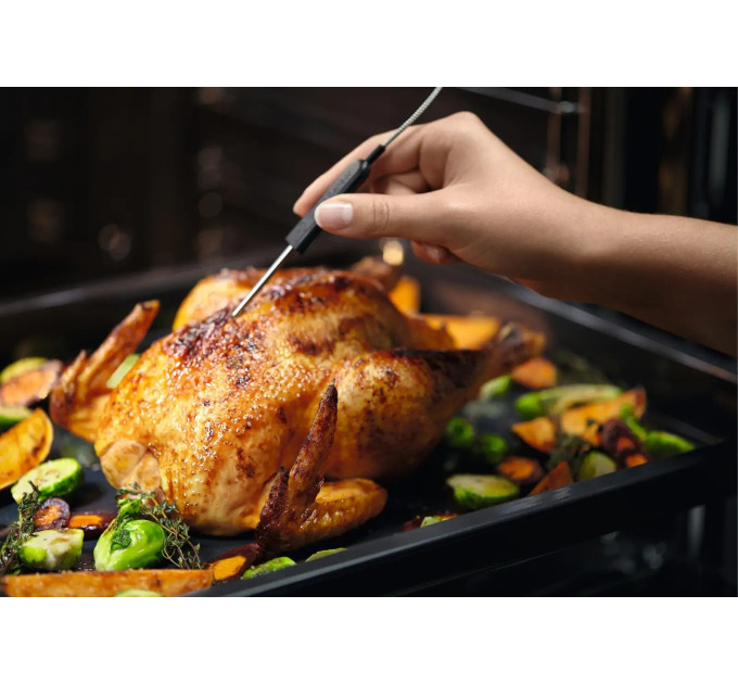 Духовой шкаф Electrolux EOB8S39WZ