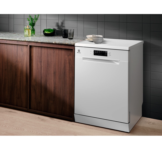 Посудомоечная машина Electrolux SEA94720SW
