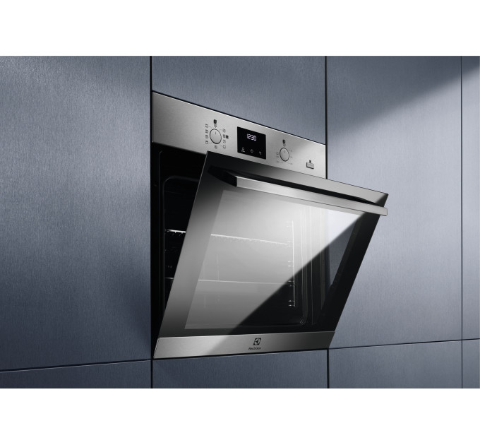 Духовой шкаф Electrolux EOD3F50TX
