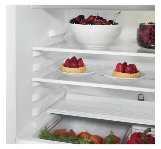 Встраиваемый холодильник Whirlpool WBUF 011