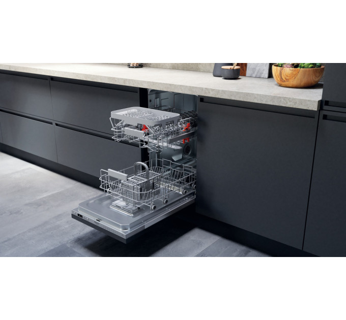 Посудомоечная машина Hotpoint-Ariston HSIC3T127C