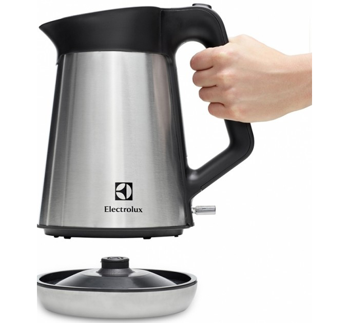 Електрочайник Electrolux EEWA5300