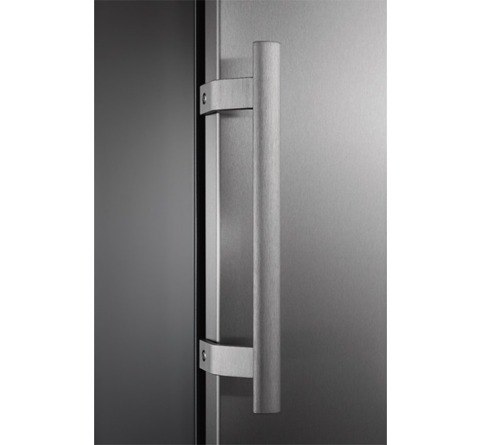 Холодильник Electrolux ERF4162AOX