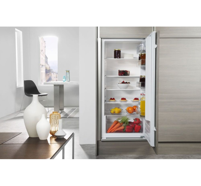 Встраиваемый холодильник Whirlpool ARG 734/A+