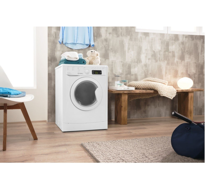 Стиральная машина Indesit IWDE 7105 B EU