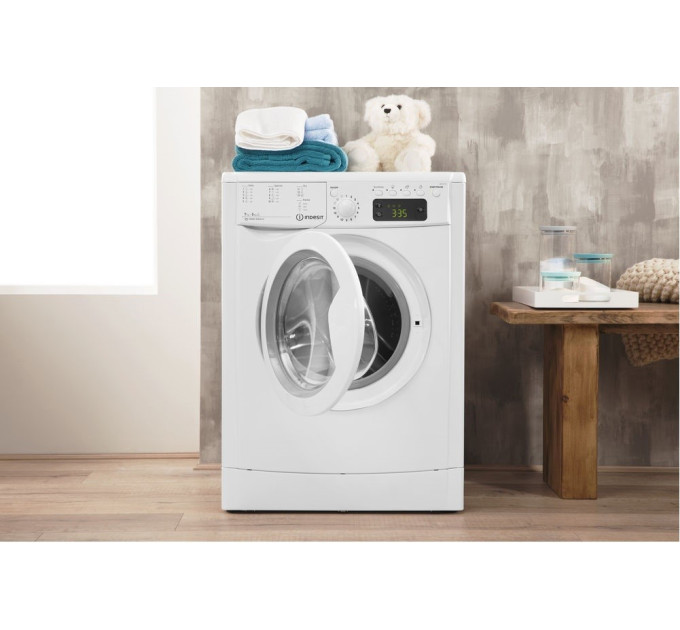 Стиральная машина Indesit IWDE 7105 B EU